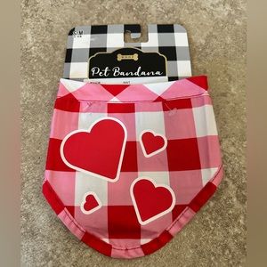 NWT heart pet bandanna S/M